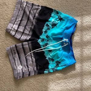 Men’s Hollister swim shorts size 28